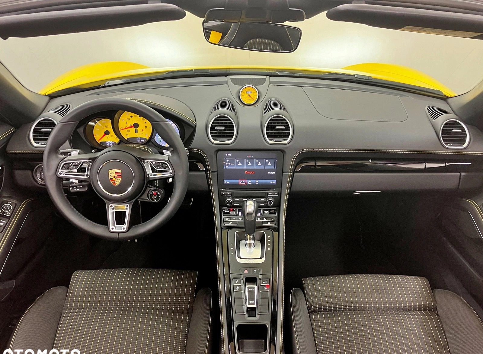 Porsche 718 Boxster cena 399000 przebieg: 4332, rok produkcji 2023 z Dąbrowa Tarnowska małe 781